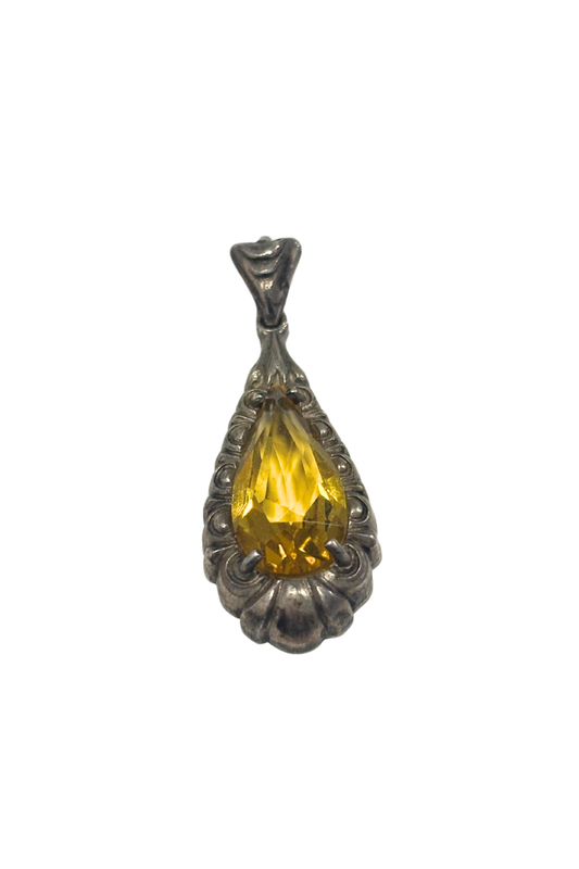 Sterling silver citrine coloured gem pendant