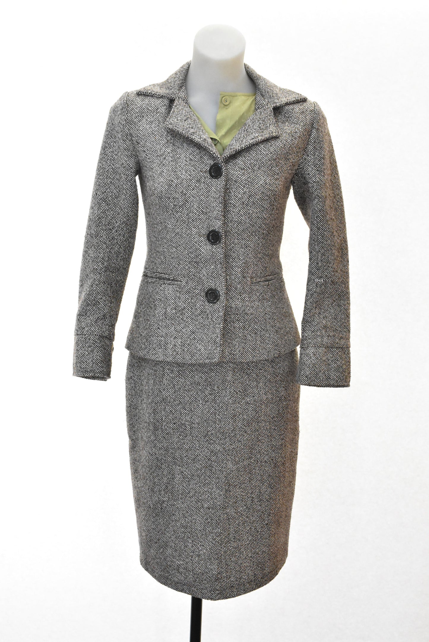 Two piece lined suit (likely wool), S