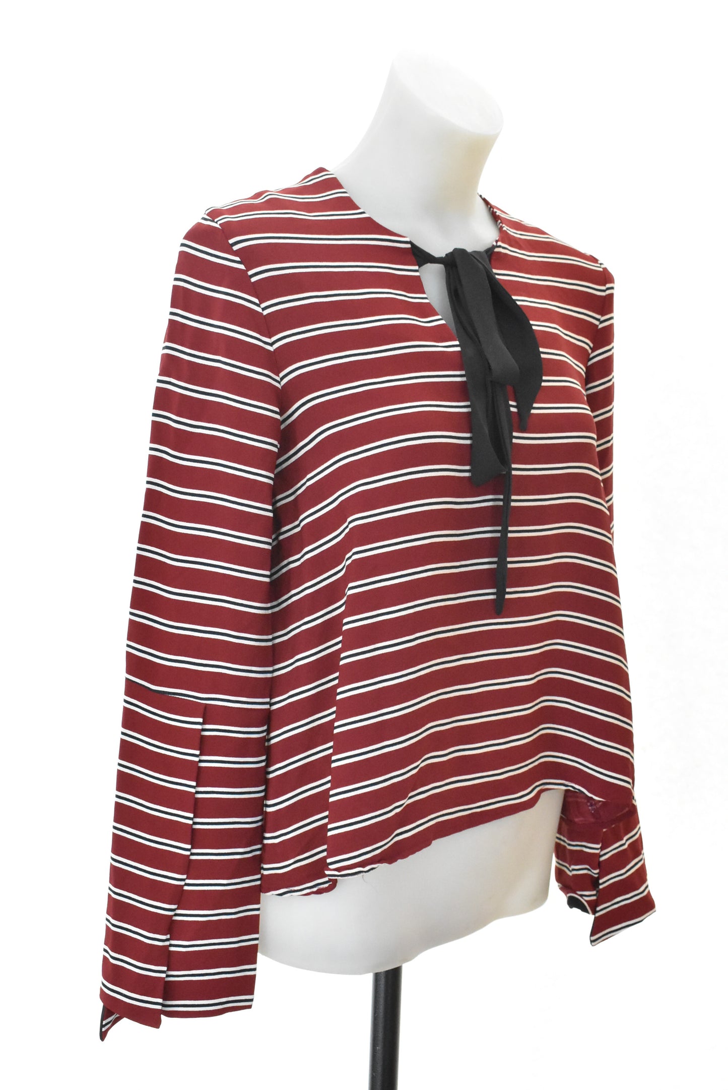 Cue stripy top with bow, 8