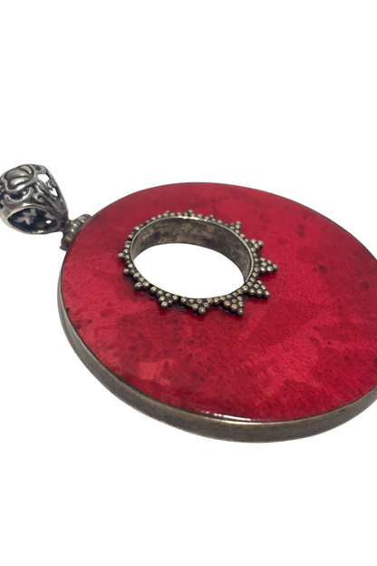 Regal 925 silver large circle pendant