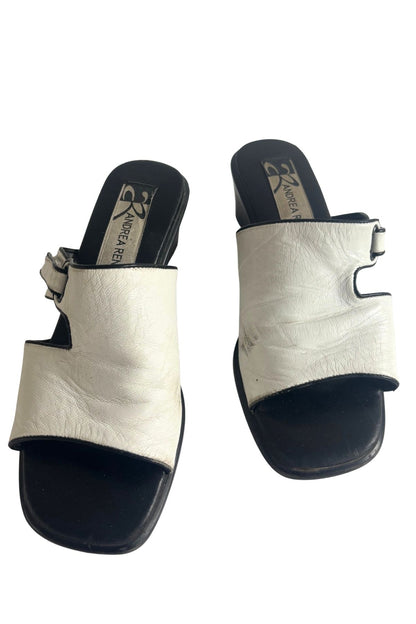 Andrea Renzi leather kitten heels, 6