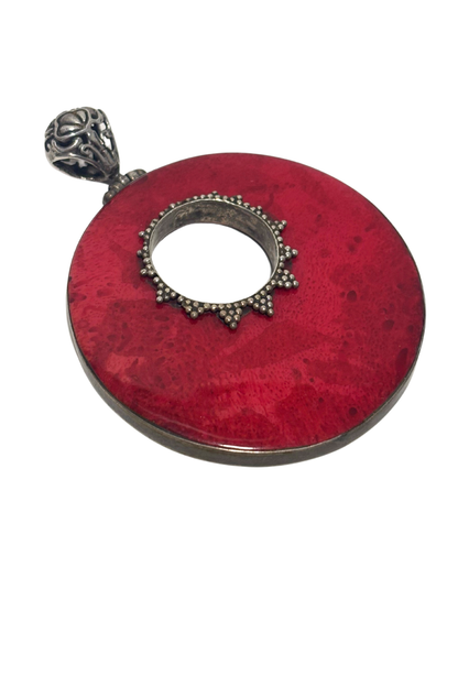 Regal 925 silver large circle pendant