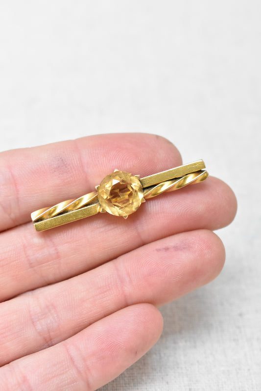14ct gold brooch with possible citrine gem