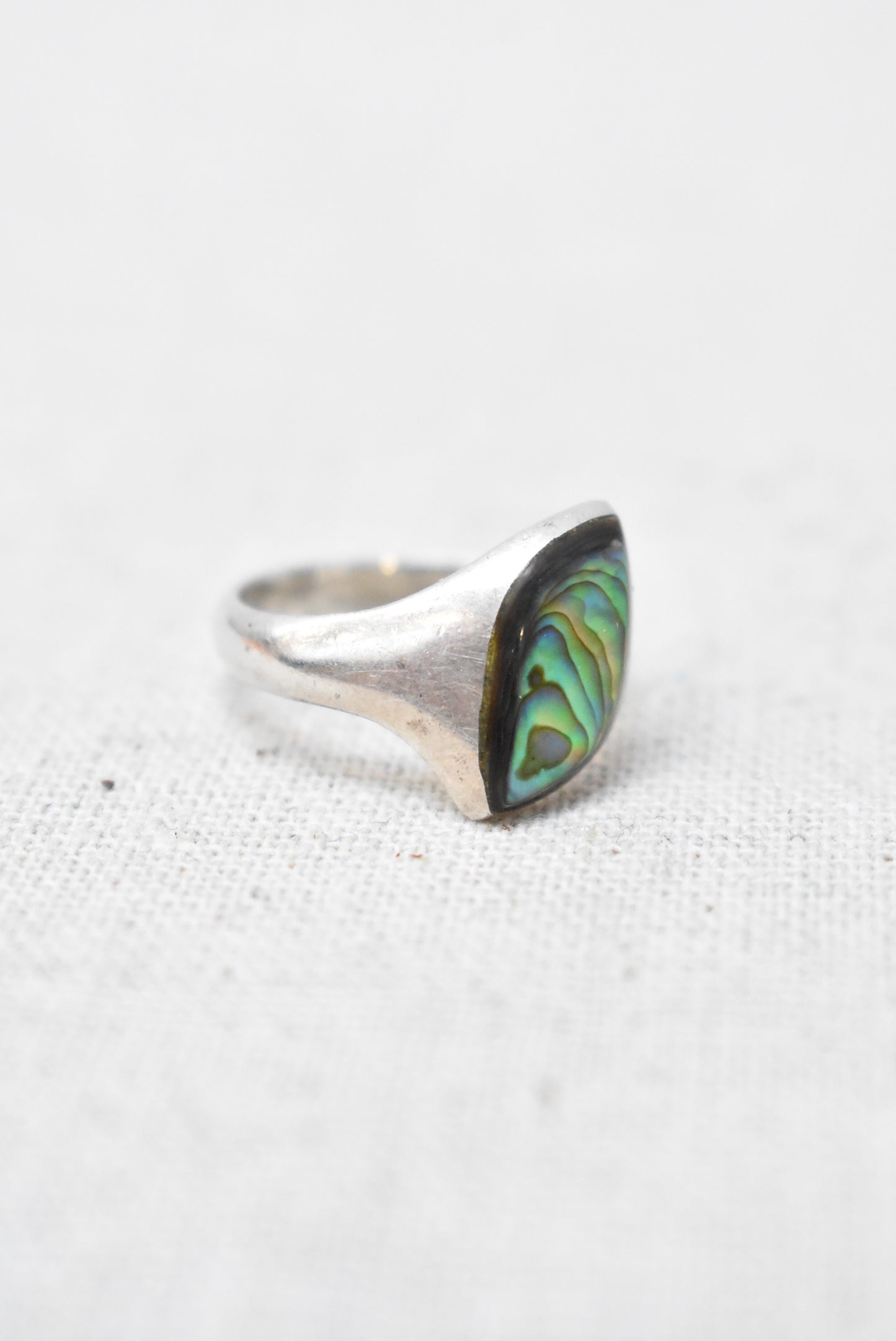 925 silver ring with pāua inlay