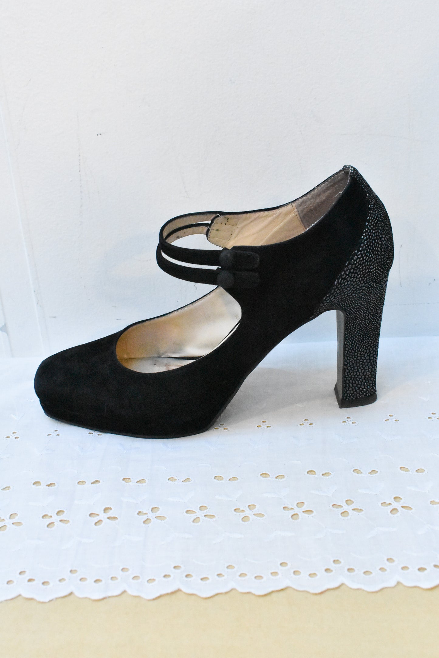 Mi Piaci Black high heels shoes, 8M