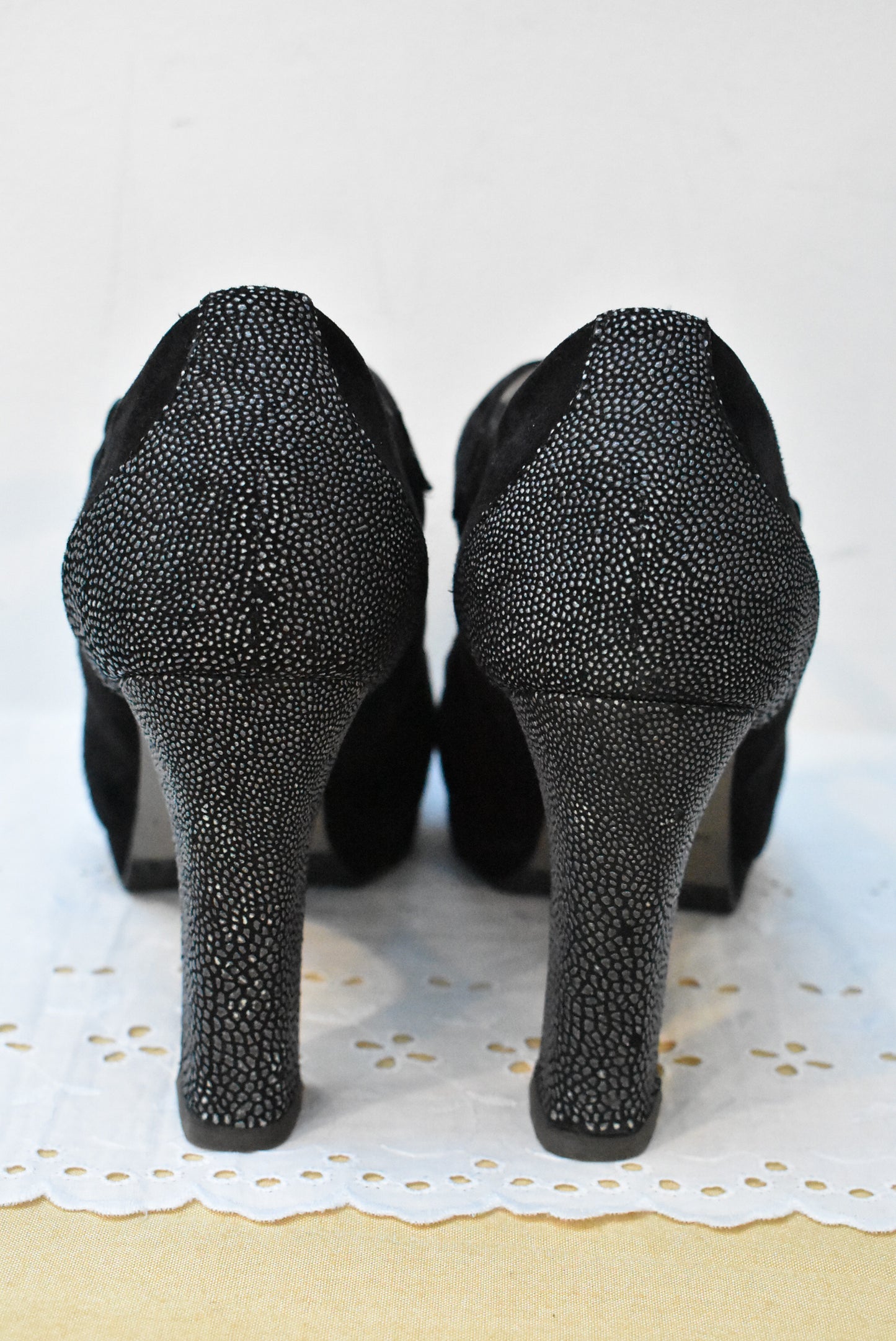 Mi Piaci Black high heels shoes, 8M