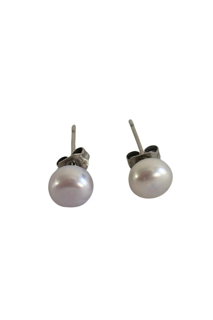 Classic pearl 925 stud earrings