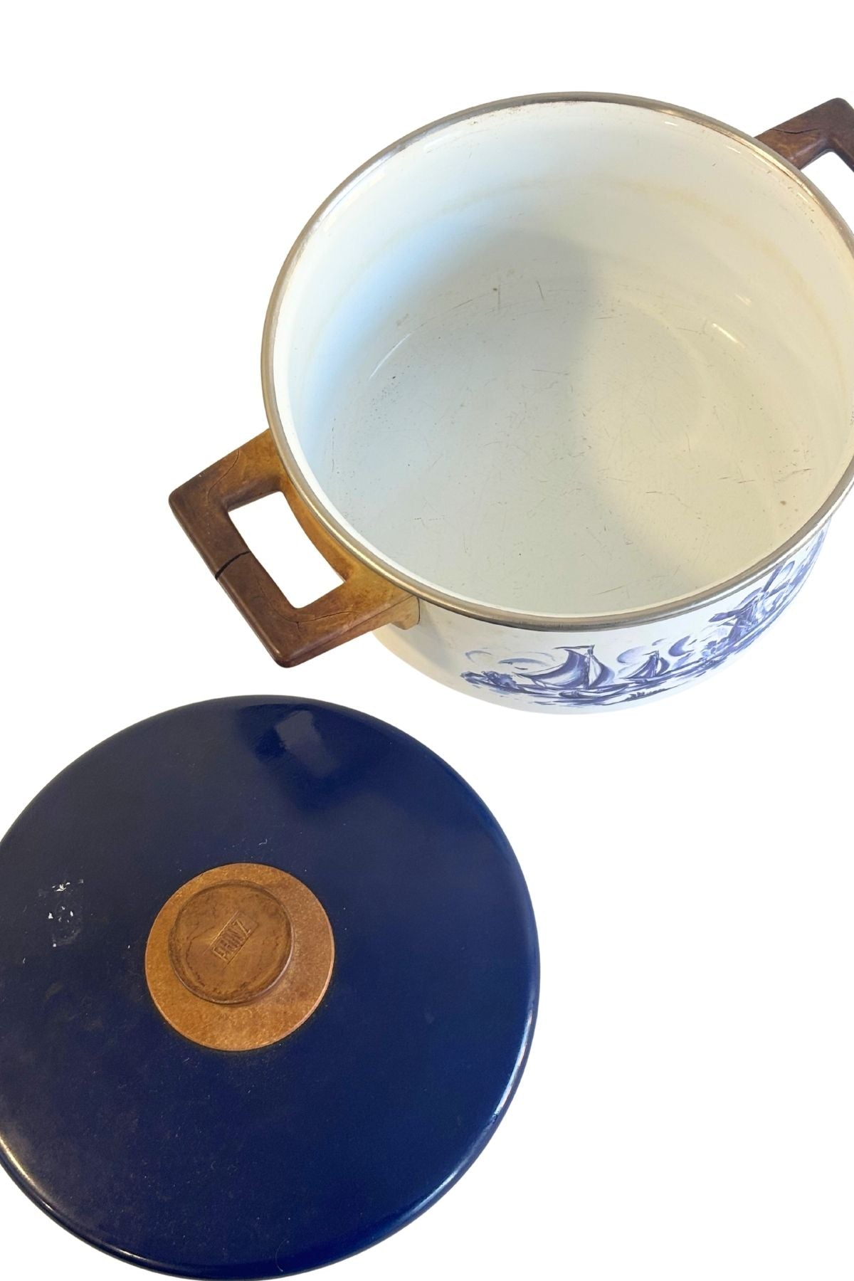 PRINZ vintage German enamel lidding pot