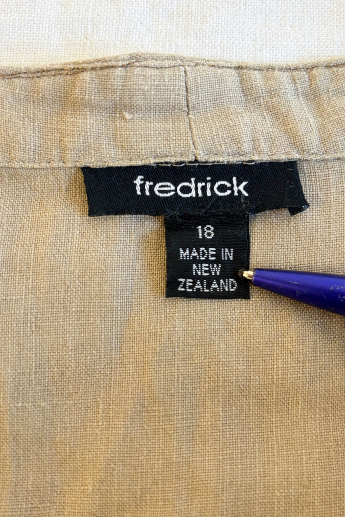 Fredrick NZ made linen blouse, 18