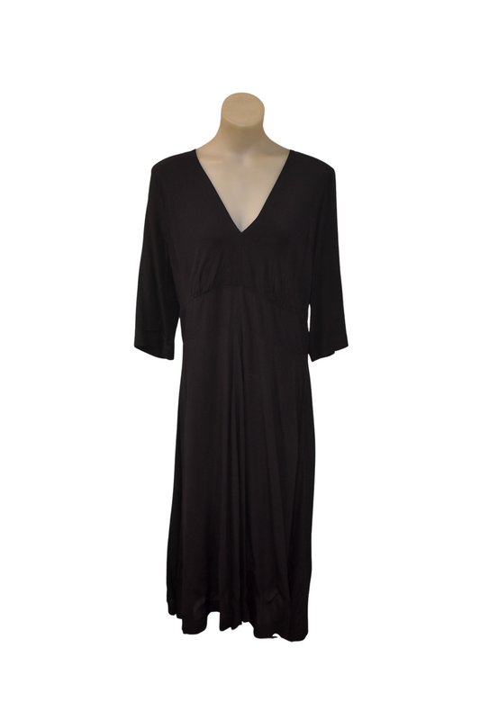 Caroline Sills NZ made black flowy dress, 14