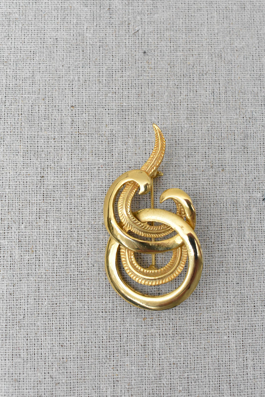 Gold toned brooch