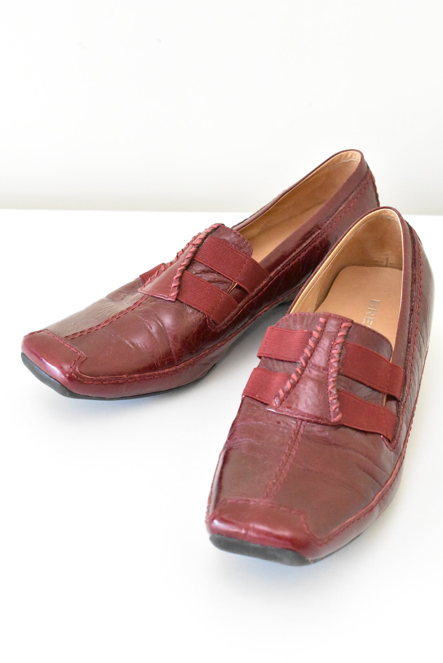 Bresley maroon slip on shoes, 39