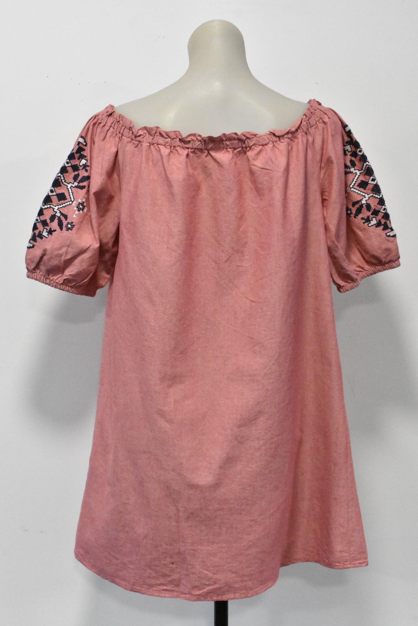 Peasant style tunic, M