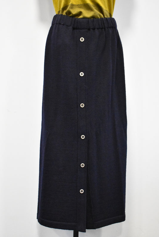 Flaunt dark navy long wool skirt, L