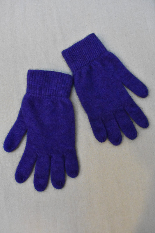 Purple possum merino gloves