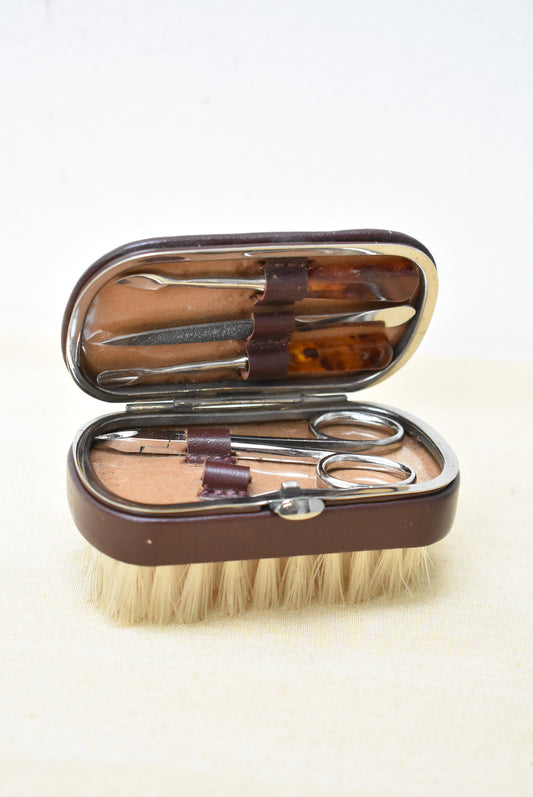 Vintage travel manicure brush set