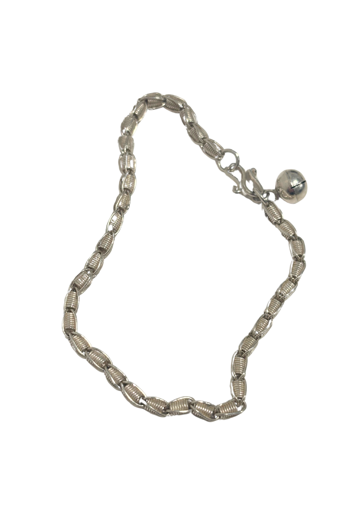 Jingly silver bracelet