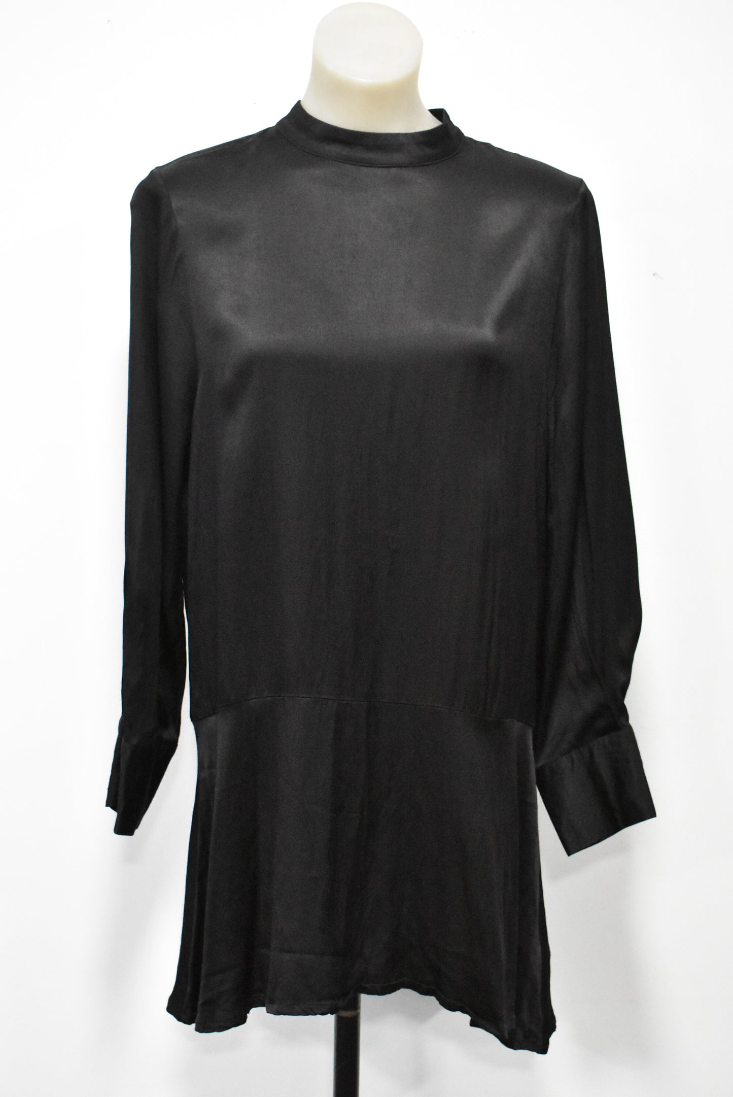 Neuw black long tunic, S