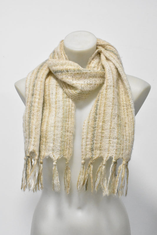 Wool scarf