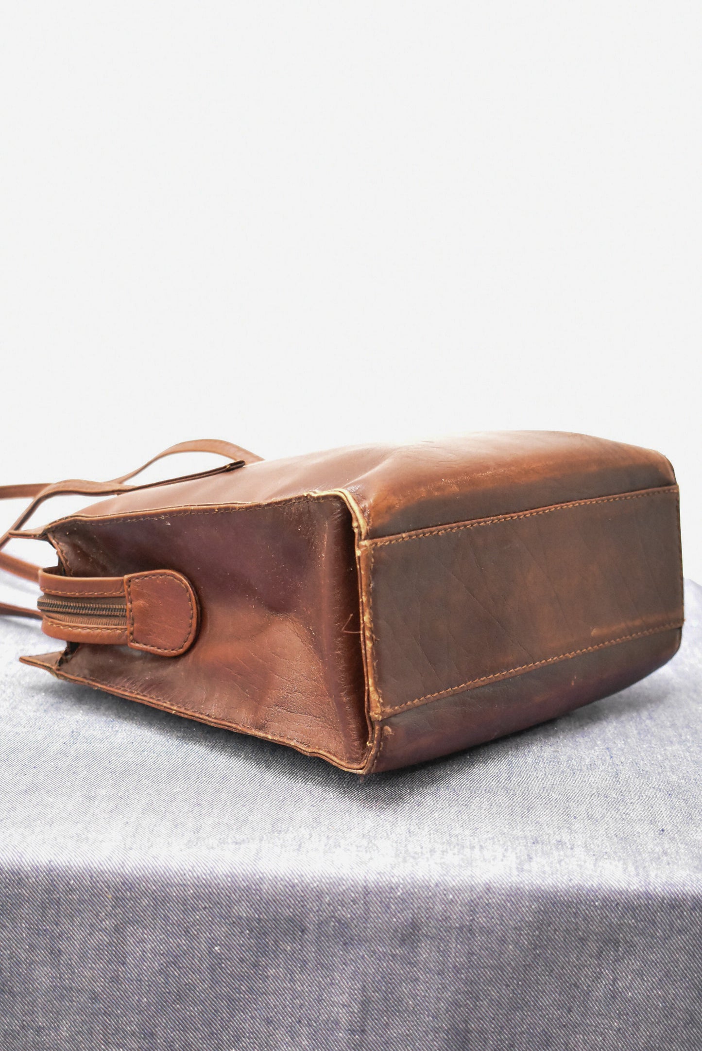 Brown leather shoulder bag