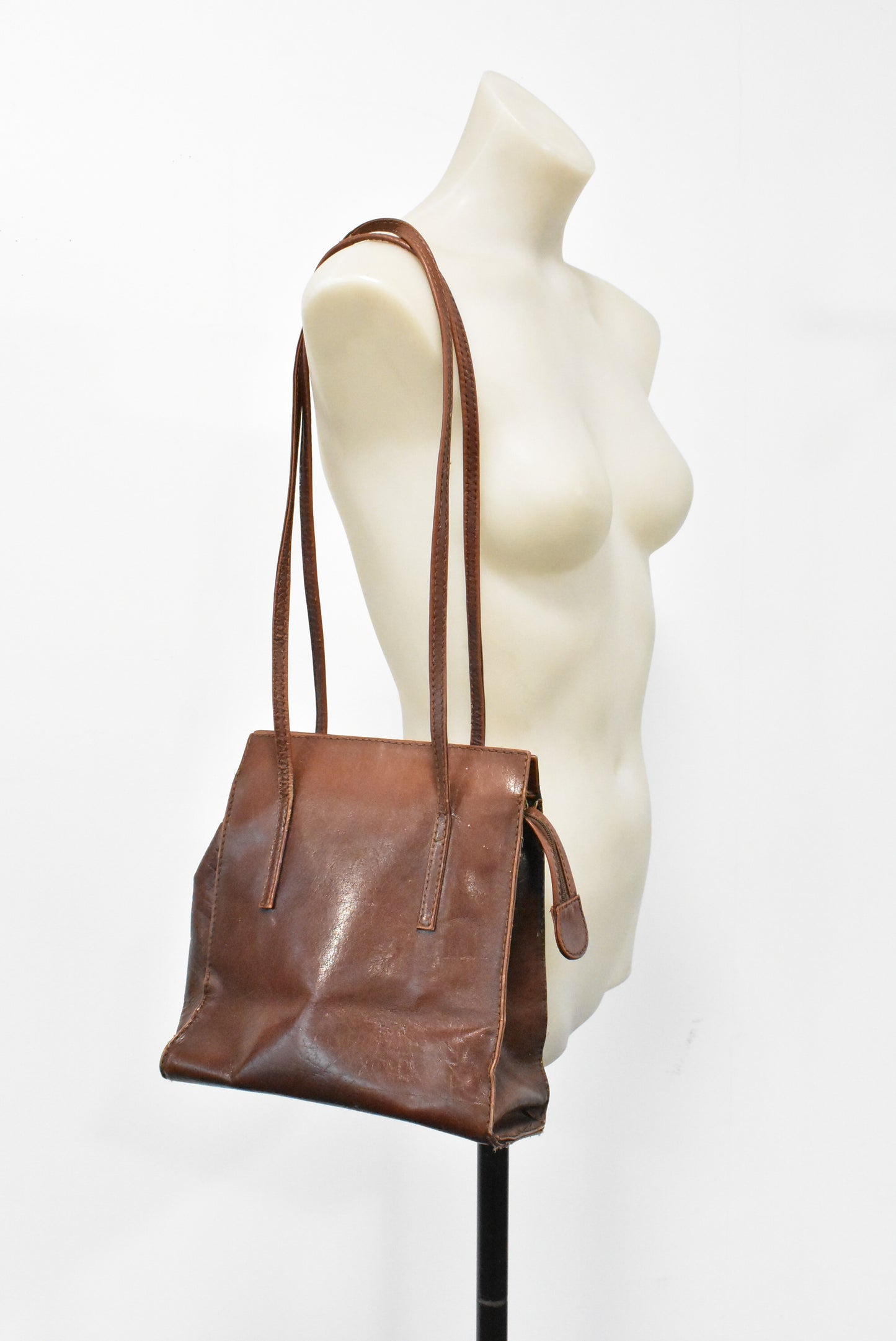 Brown leather shoulder bag