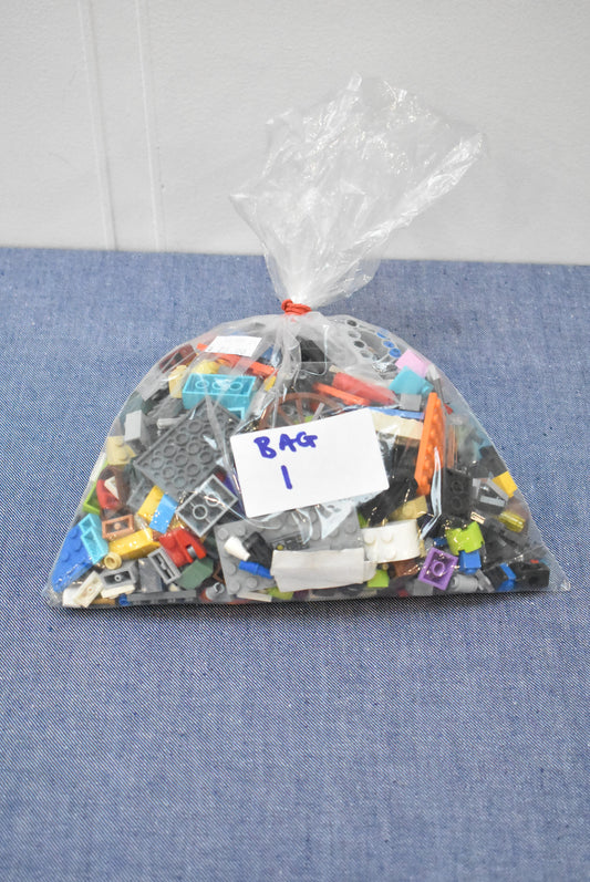 500g Bags of miscellaneous lego