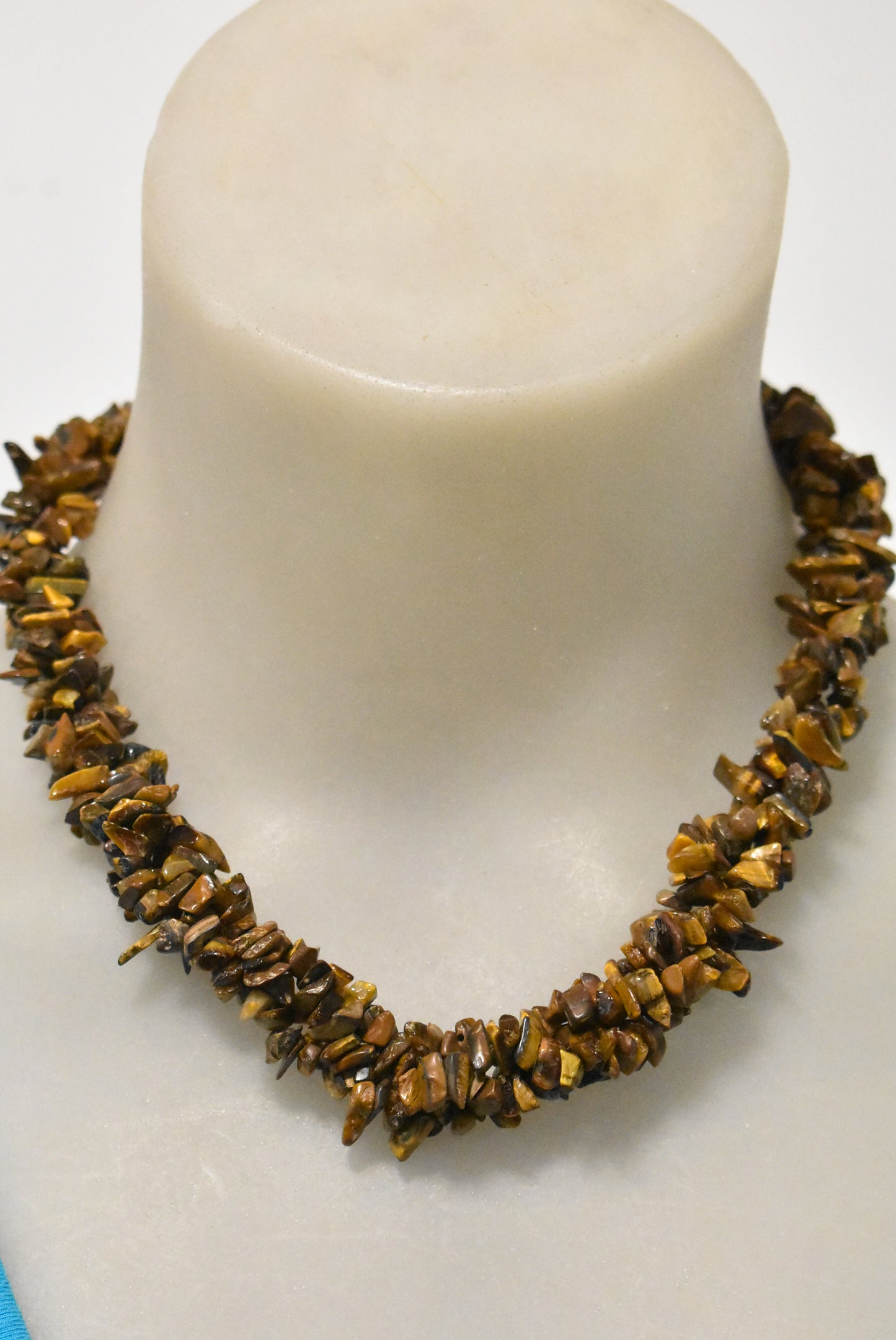 Tiger's eye chip bead necklace