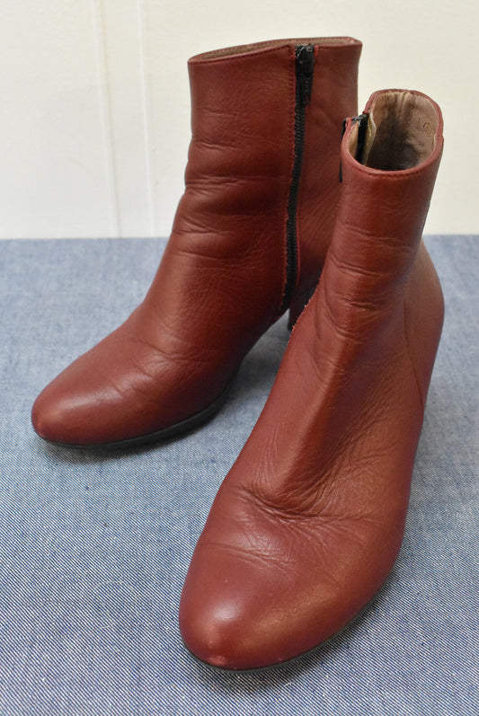 Wonder Burgundy leather ladies ankle boots, 37