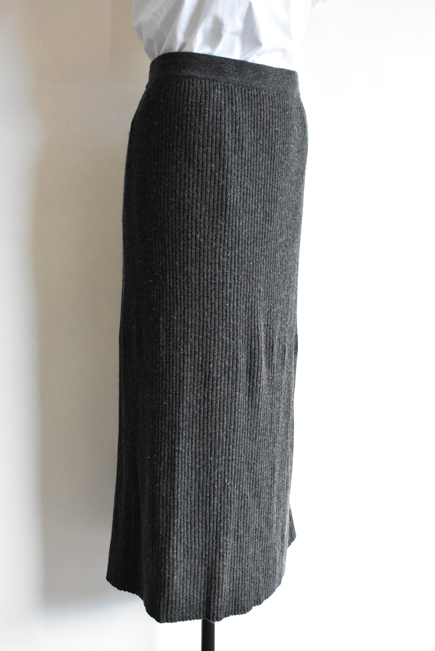Jigsaw charcoal grey wool blend skirt, M