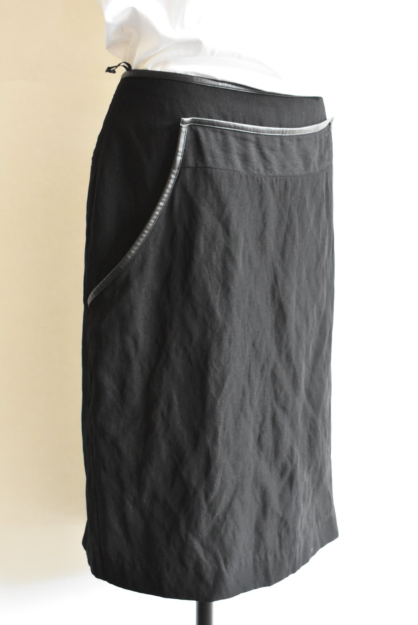 Ricochet black skirt made in nz, size 14