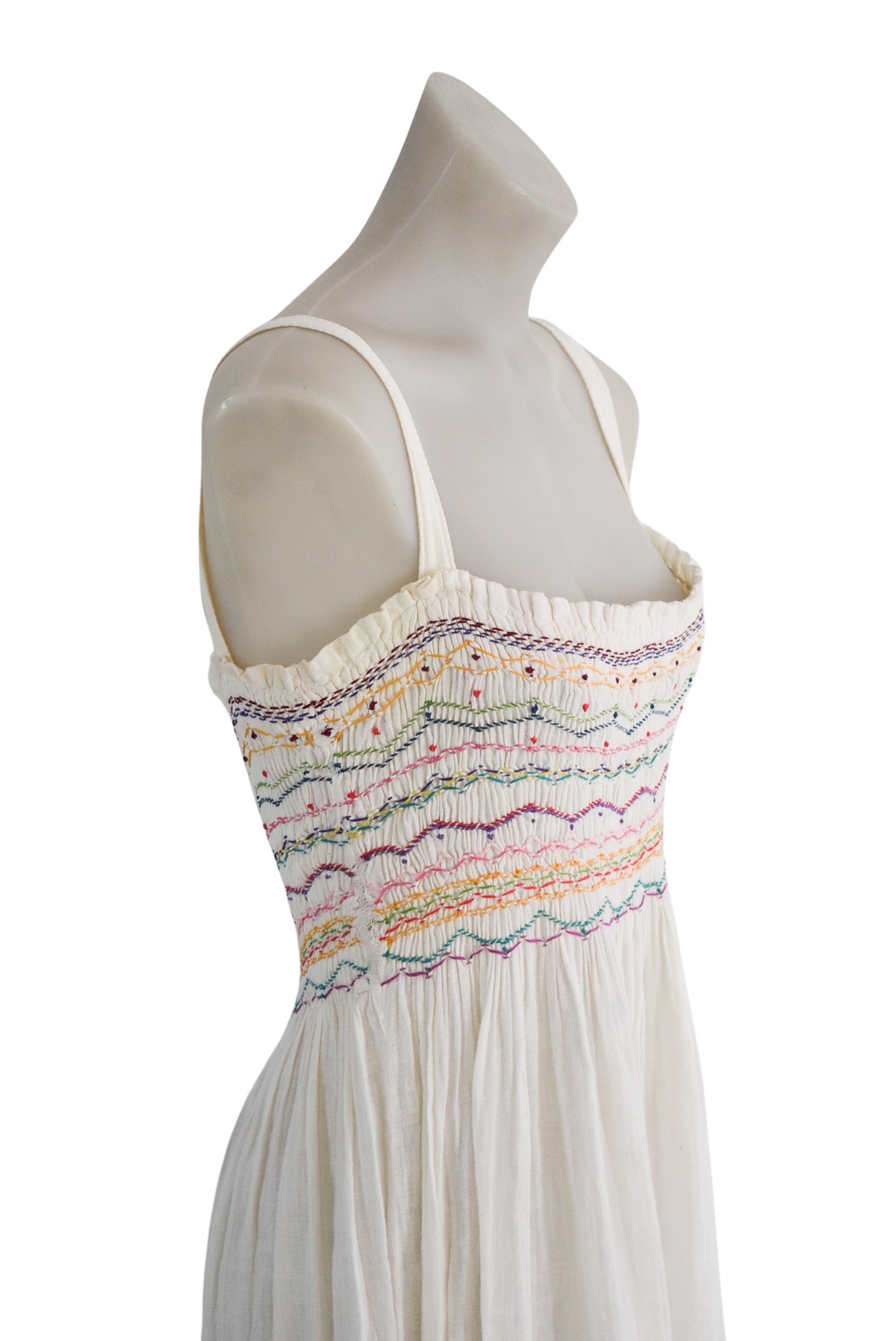 Cute embroidered summer dress, S