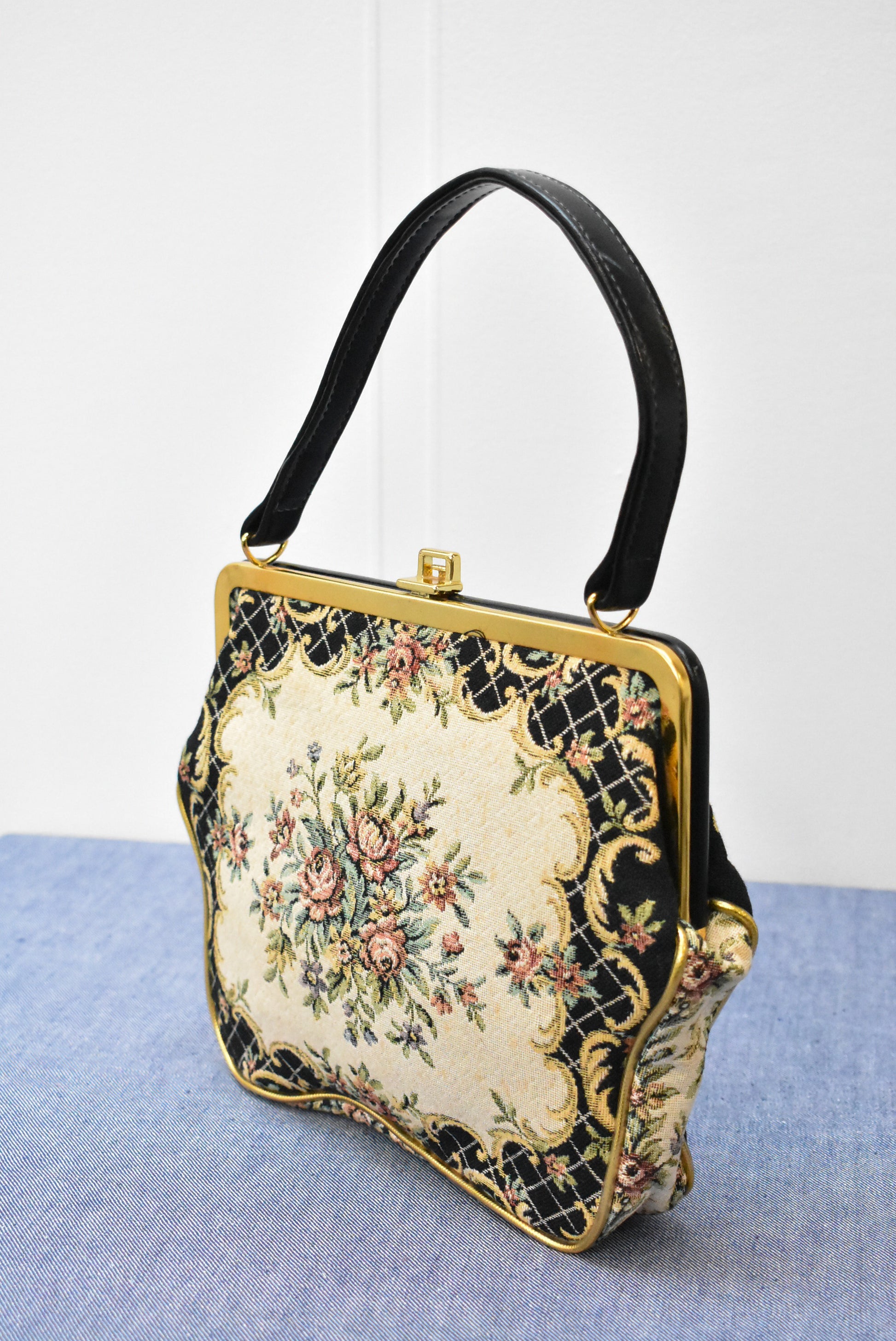 Retro floral tapestry bag – Shop on Carroll Online