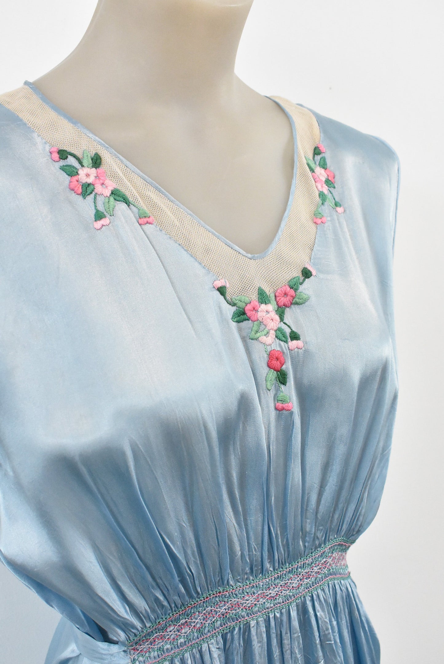 Vintage skyblue night gown, M