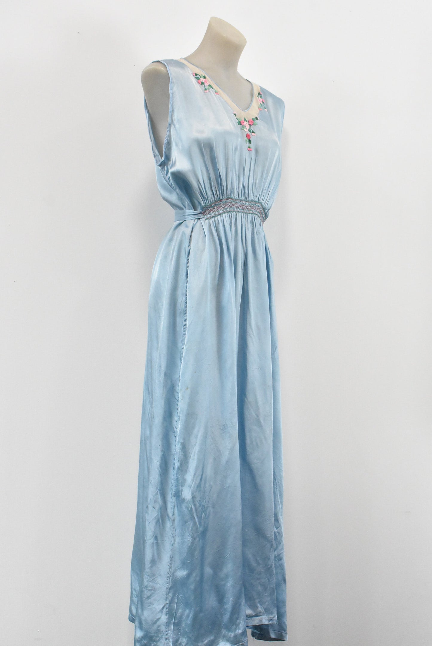 Vintage skyblue night gown, M