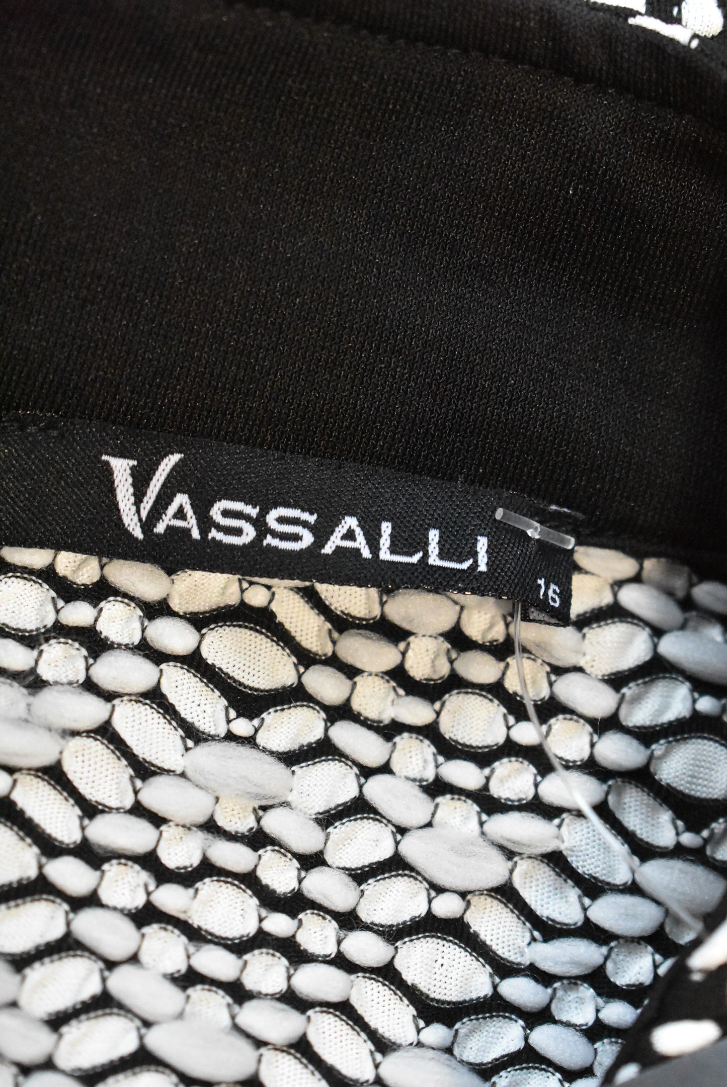 Vassalli black and white jacket, 16