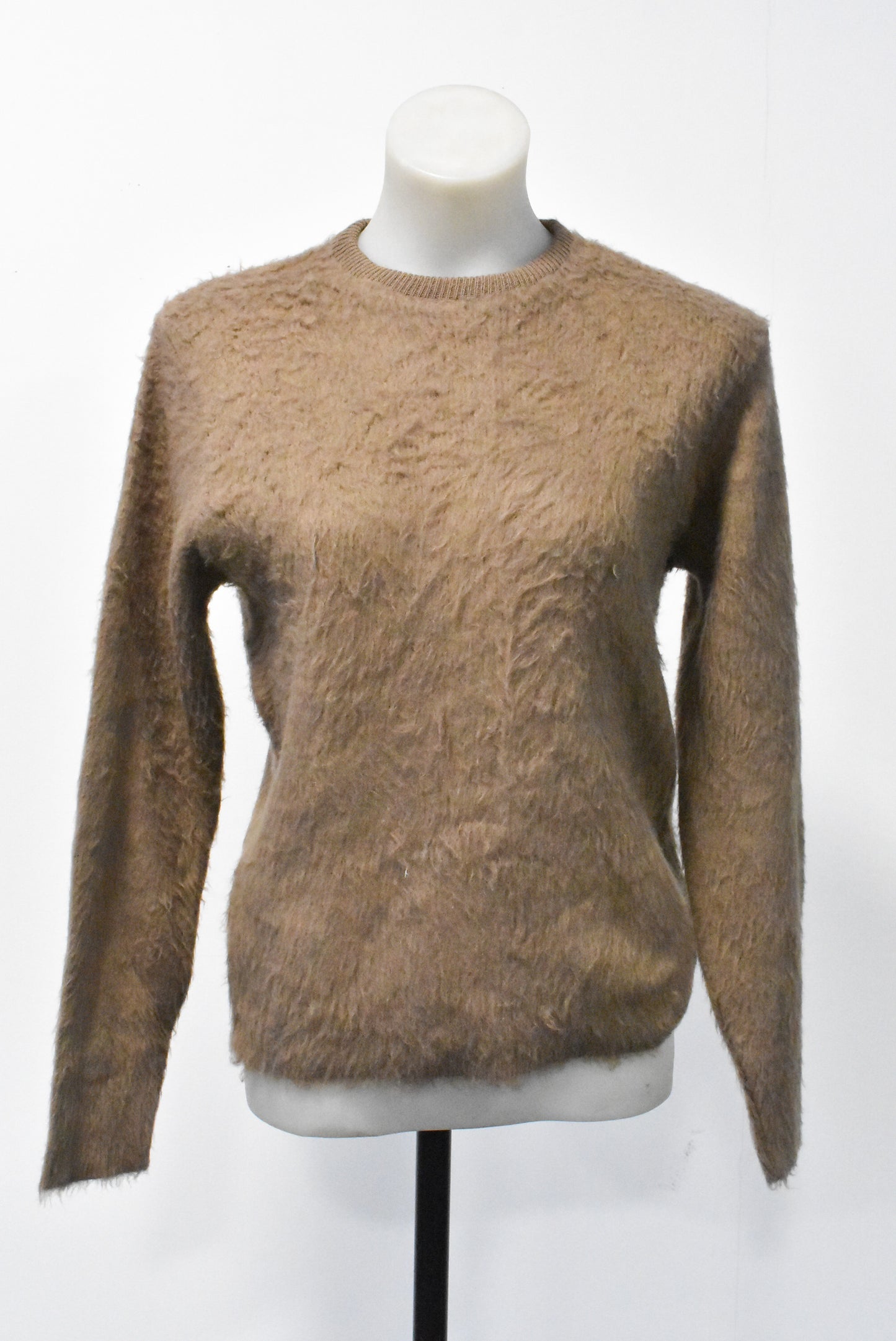 Montreal NZ made retro fuzzy sweater, 38