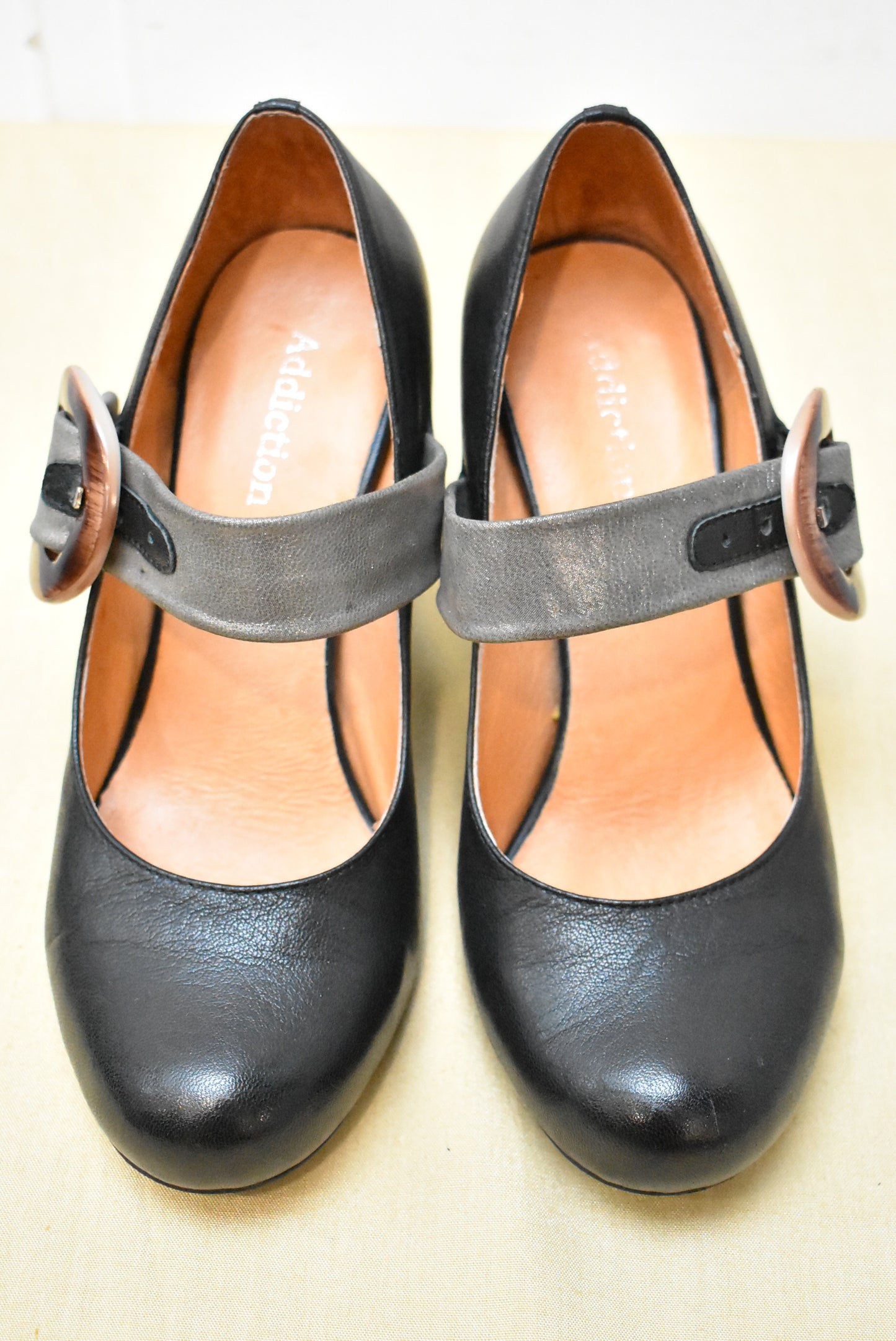 Addiction buckled and heeled Mary Janes, 37