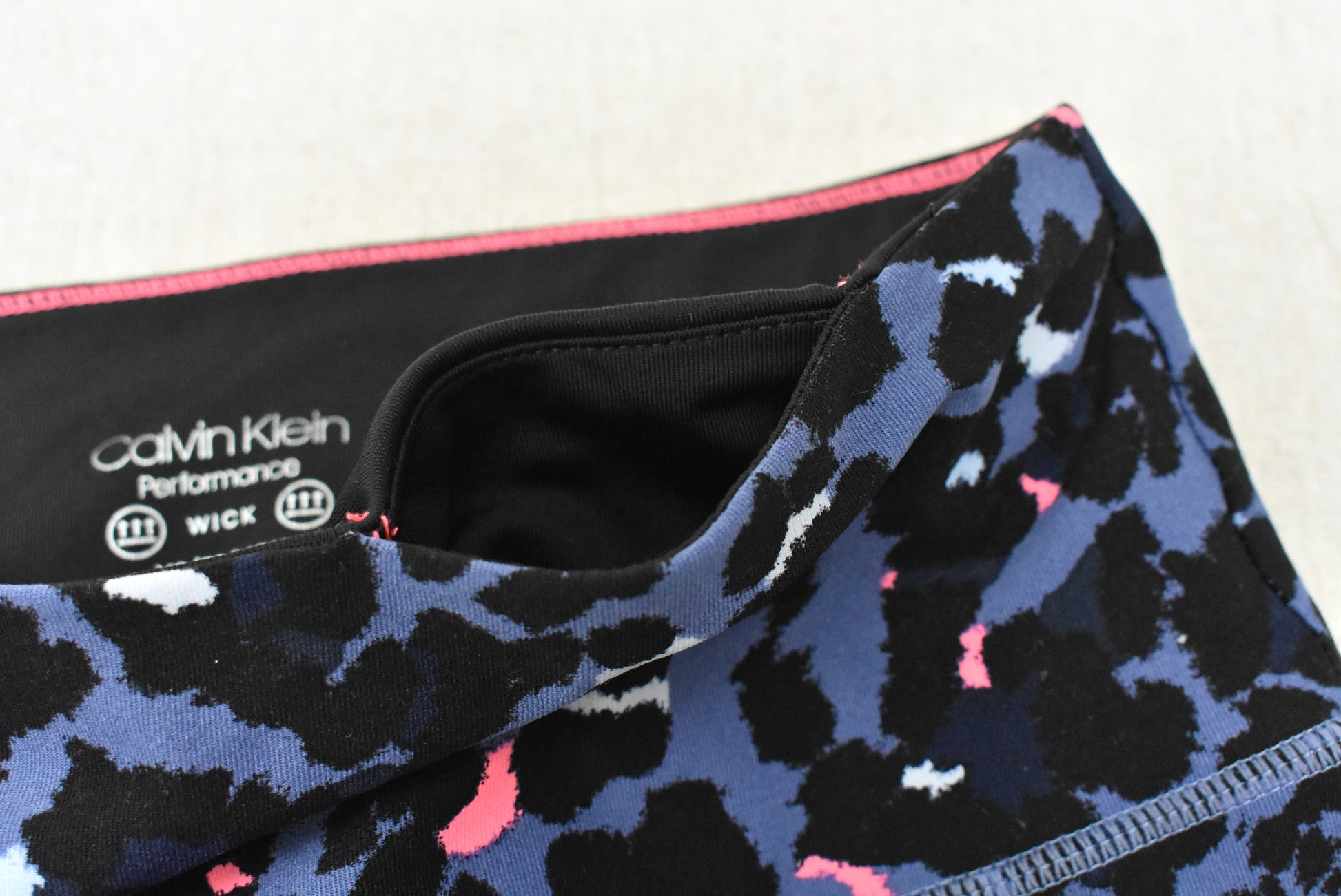 Calvin Klein, leopard print leggings, XS – Shop on Carroll Online