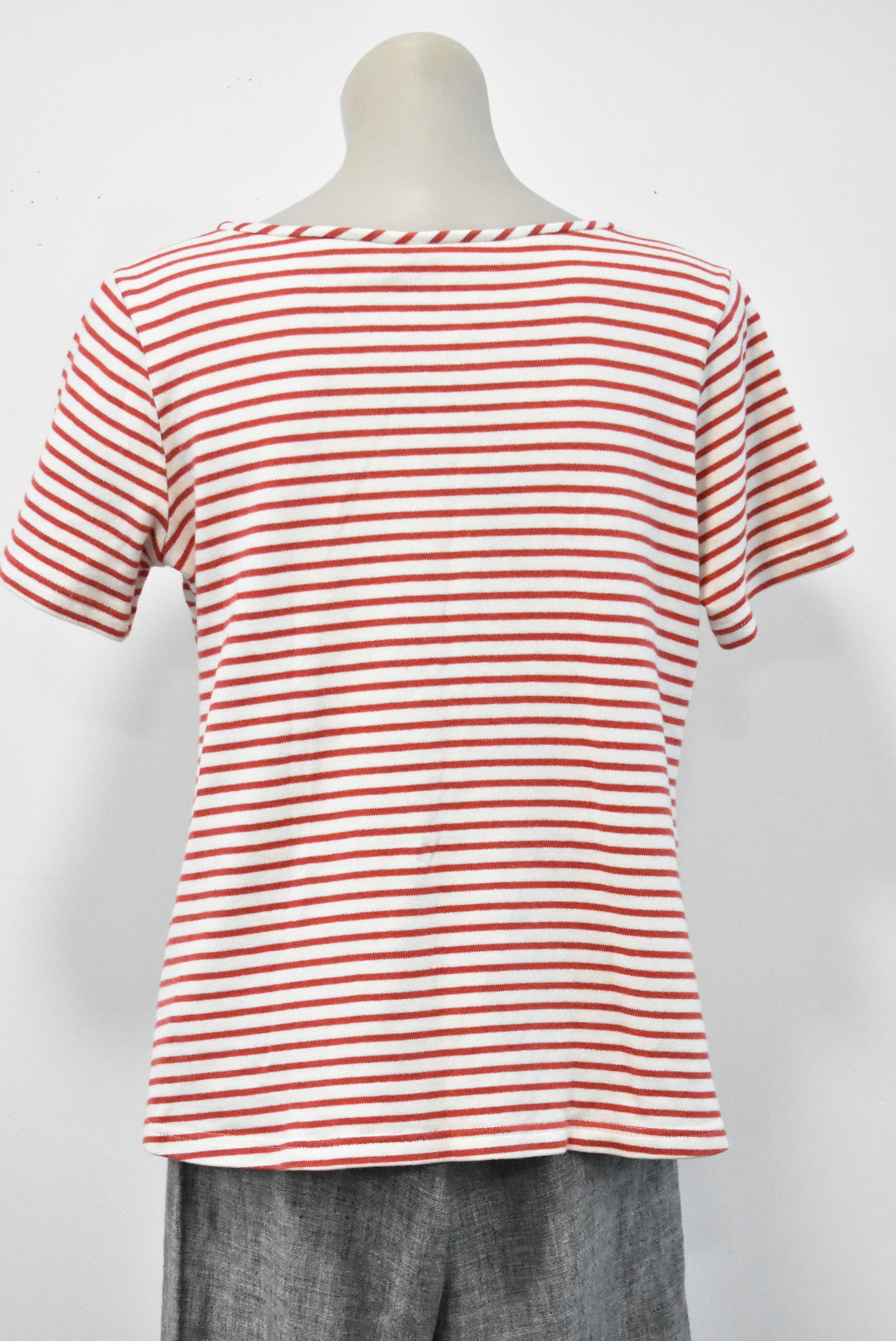 World NZ made pure cotton striped tee, S/M