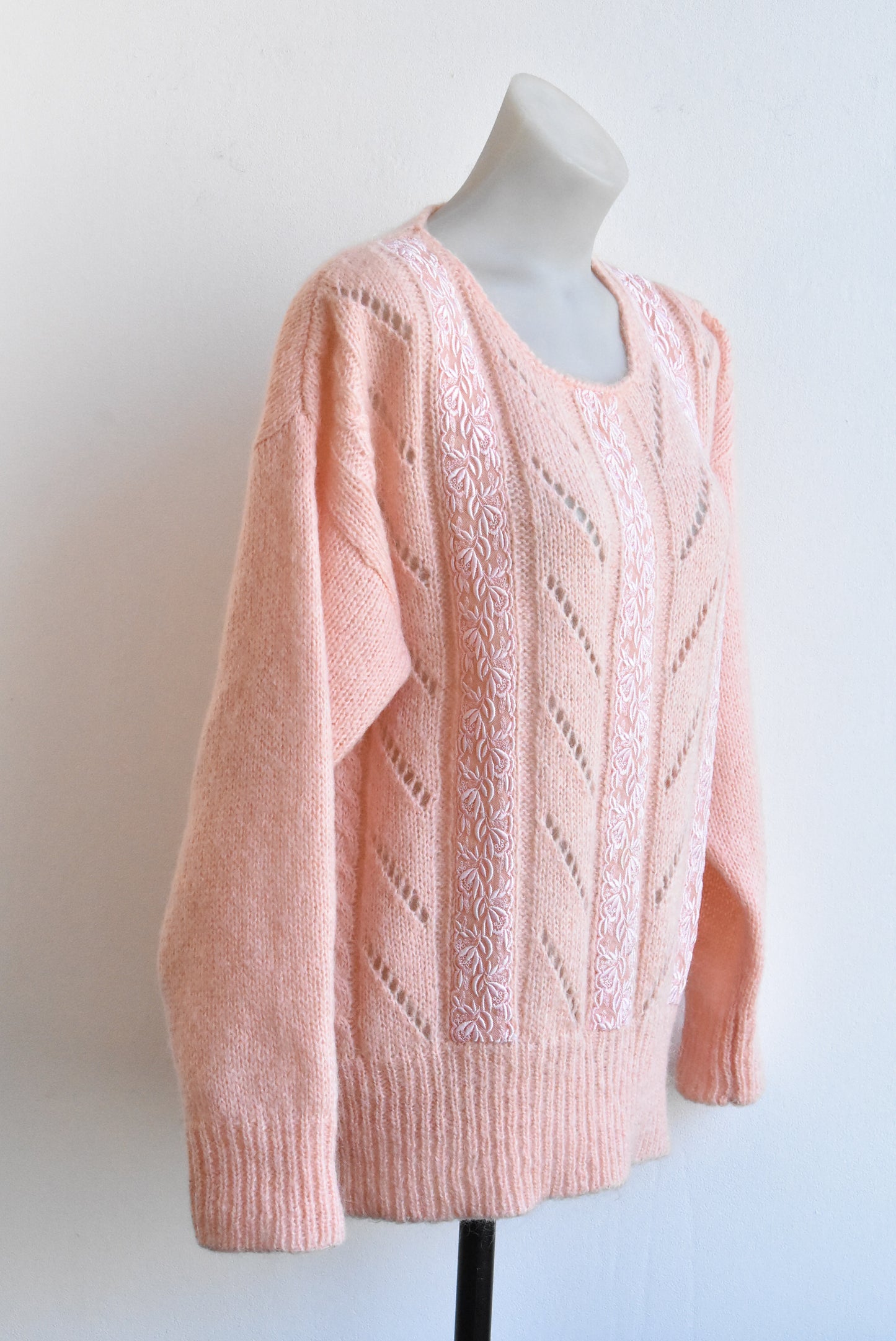 Nivo peach knit sweater with lace detailing, size L