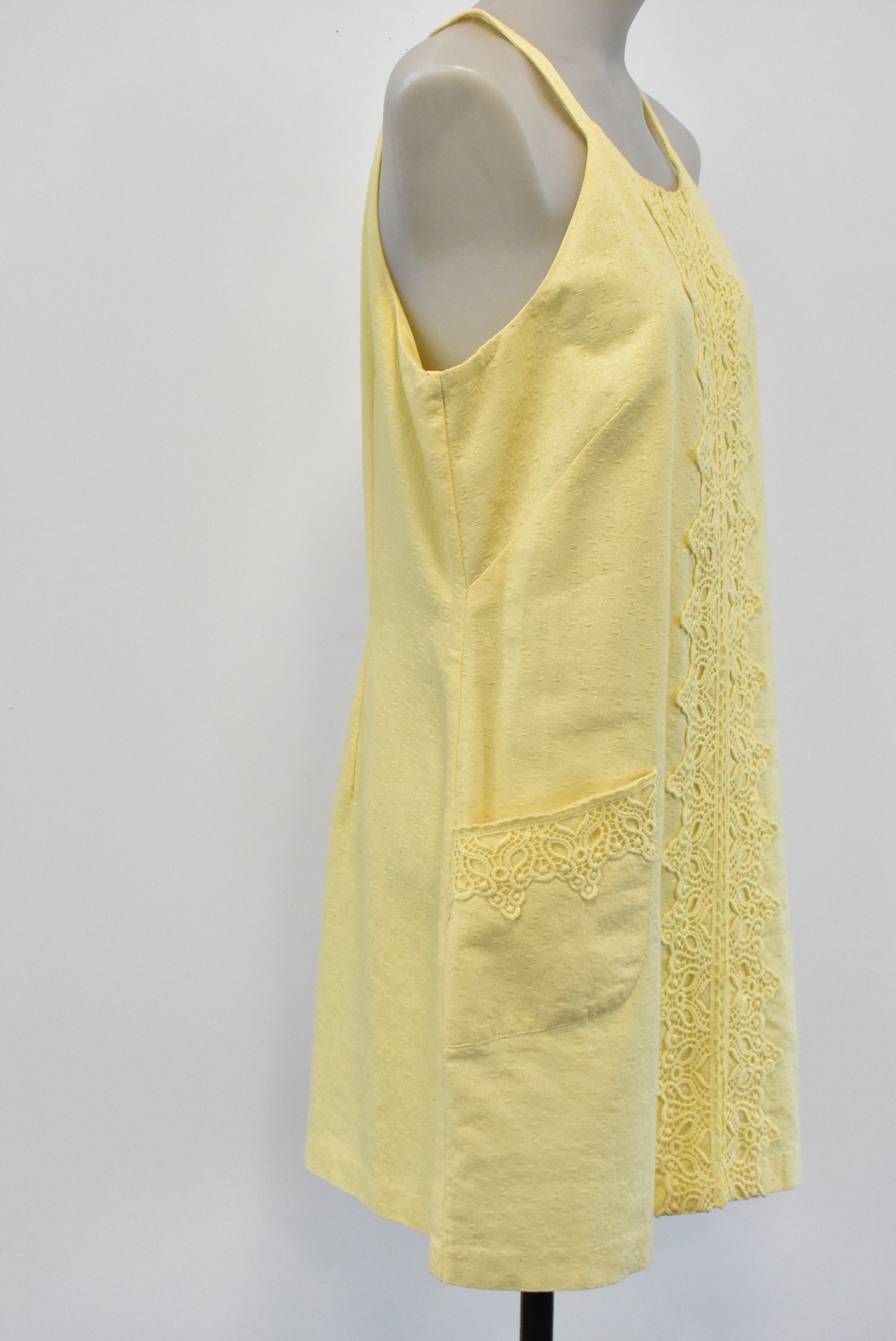 Forever New pale yellow dress, size 16