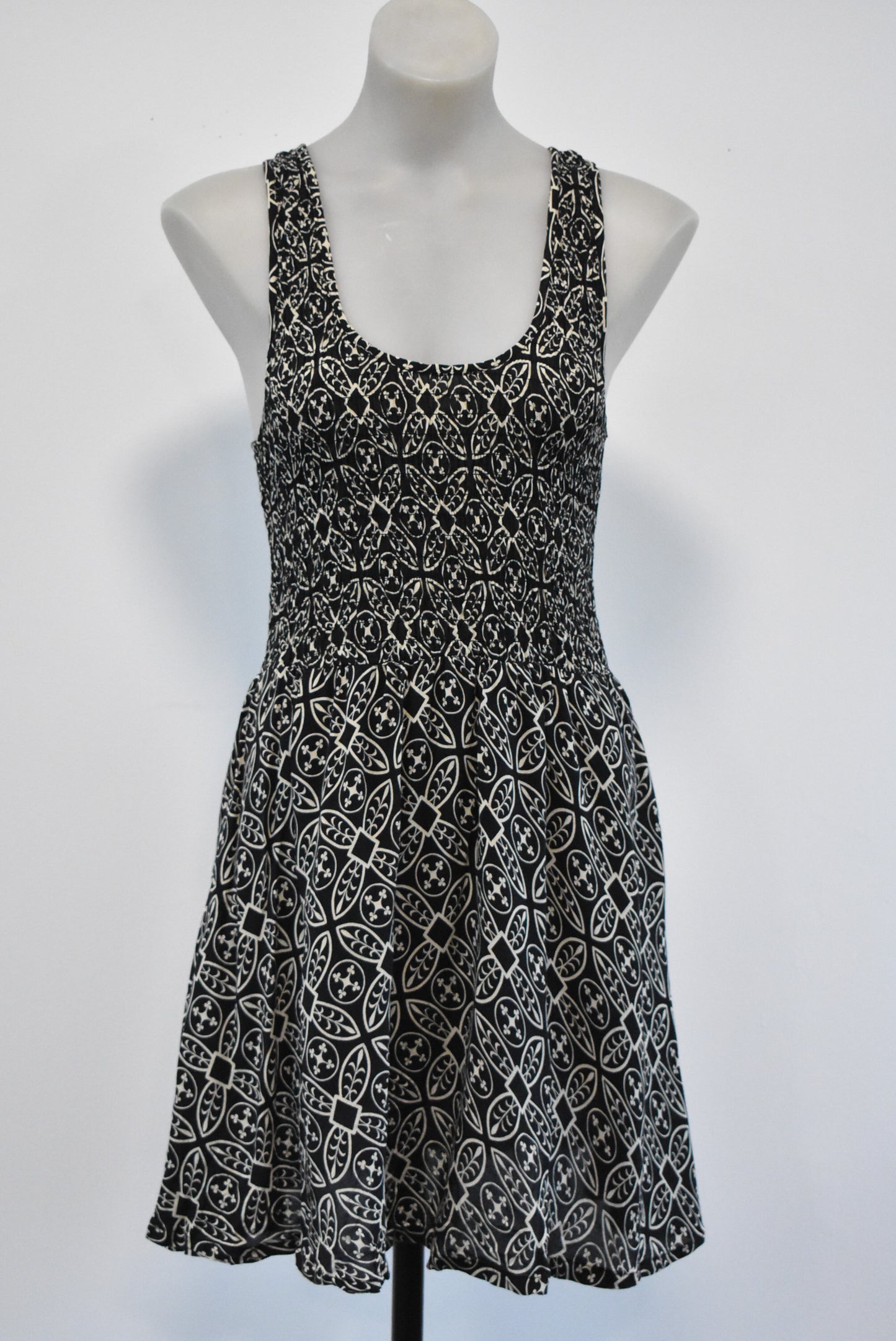 O'Neill black and cream sleeveless dress, size 12