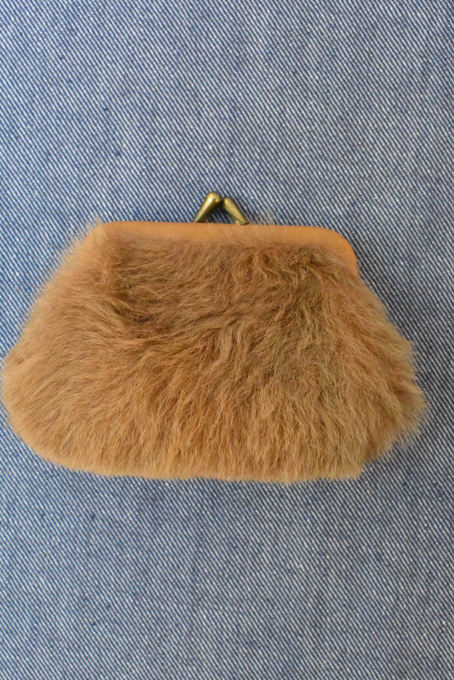 Diann Furs kangaroo coin purse