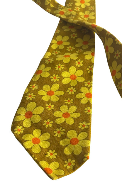 Retro yellow flowers tie