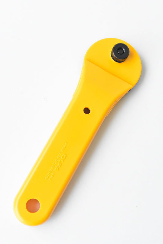 Olfa standard rotary cutter, 45mm blade