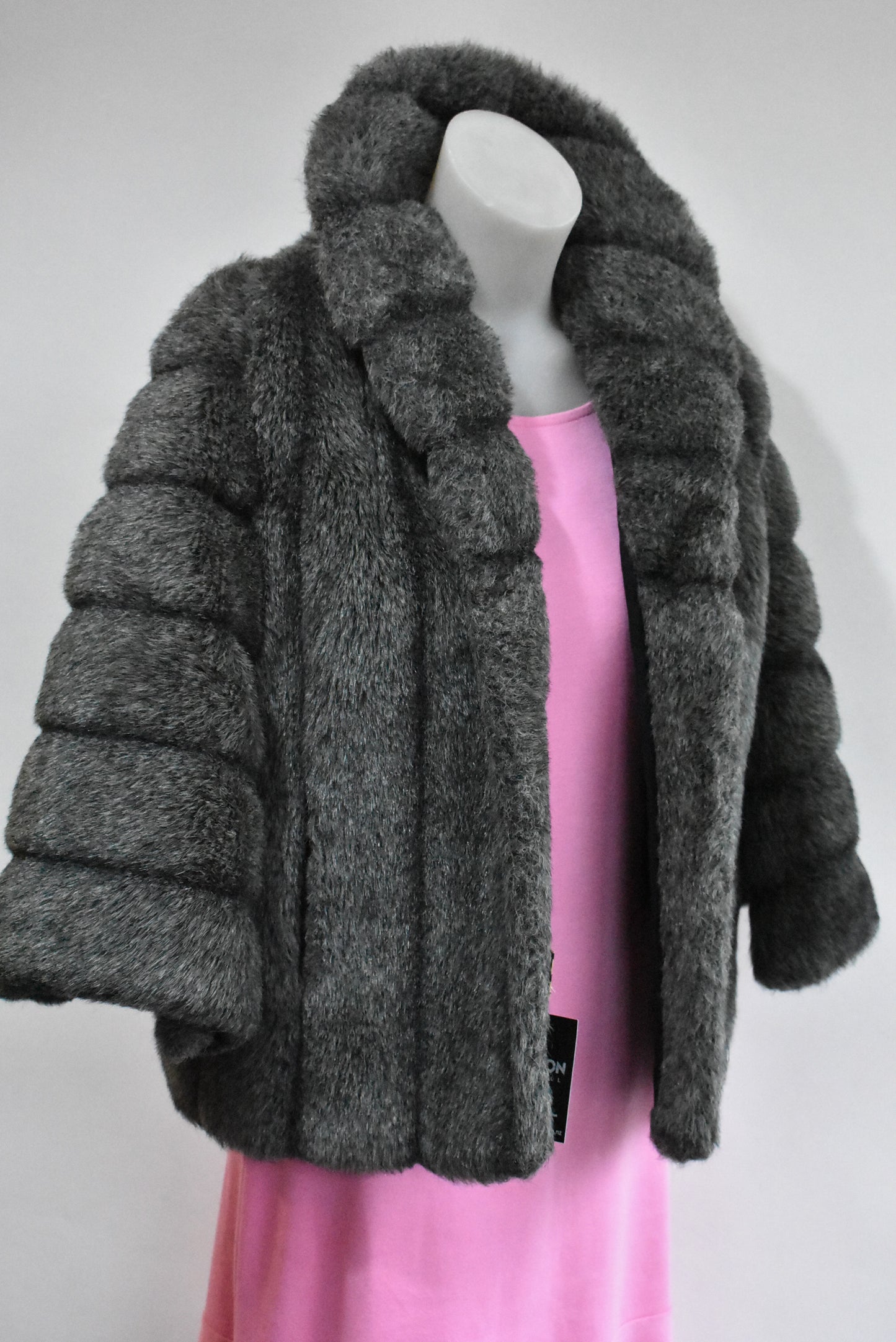 Hy Rose retro faux fur capelet made in nz, size 14