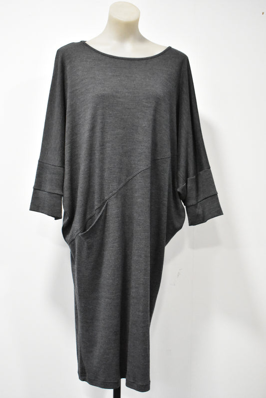 Christinz NZ made, batwing dress with pocket, M