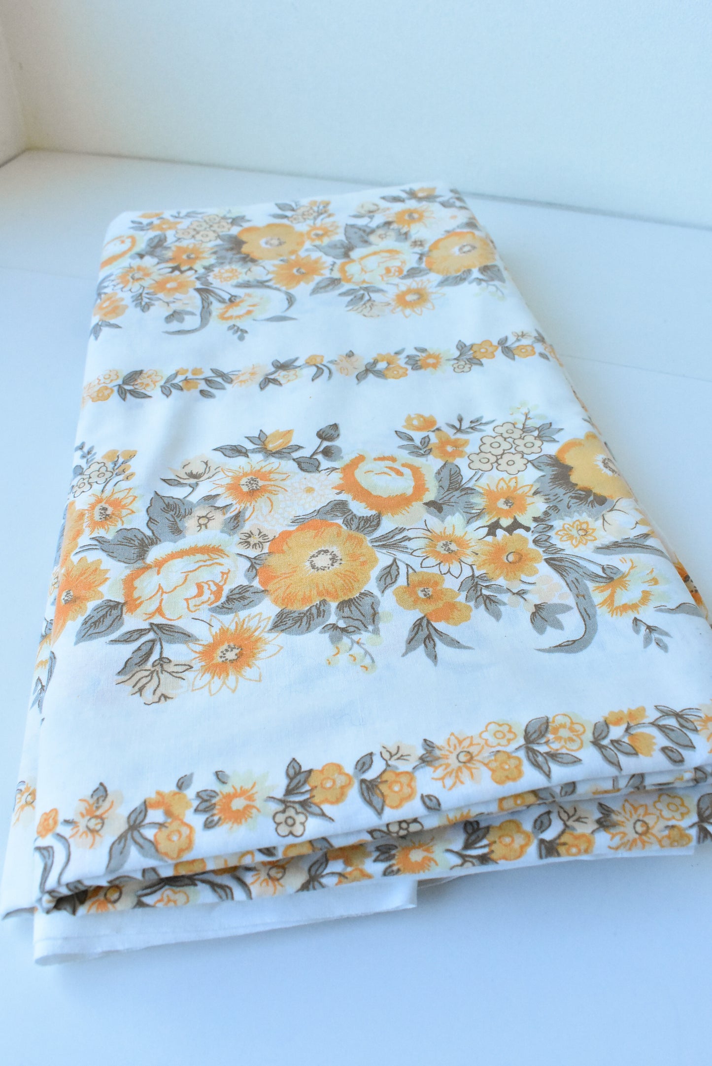 Retro pair of orange floral sheets