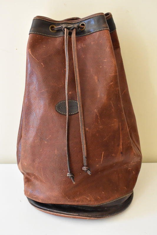 Otterman leather drawstring bag