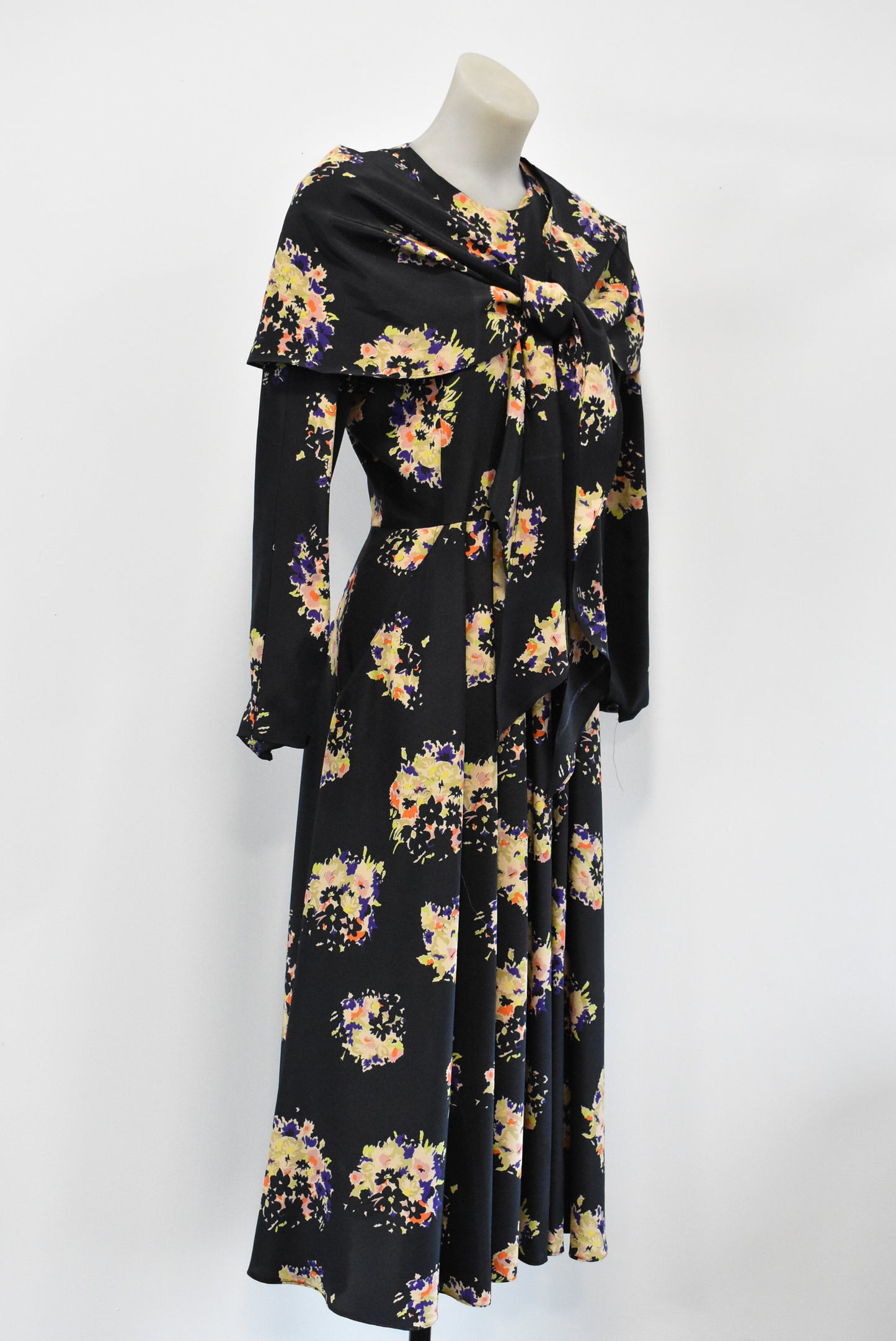 Blooms by Silvia Dove Sydney vintage dress with pockets, S